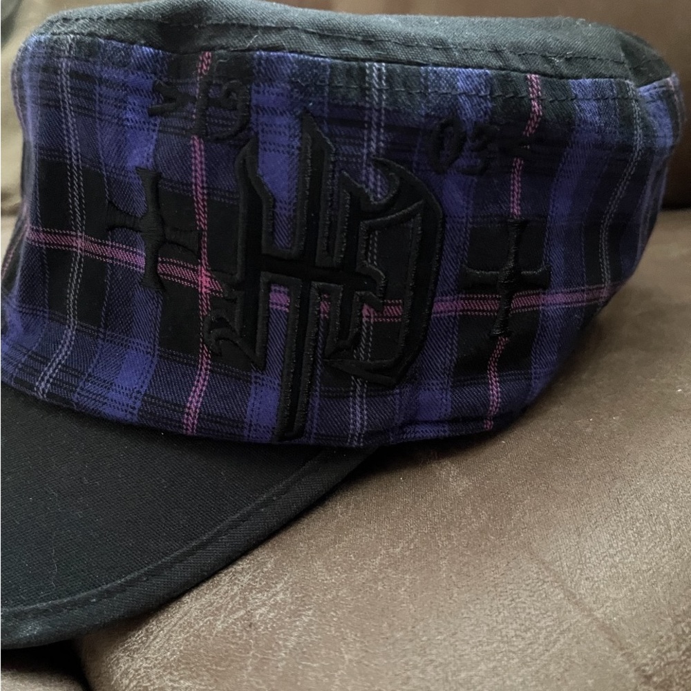 Woman’s Harley Davidson hat